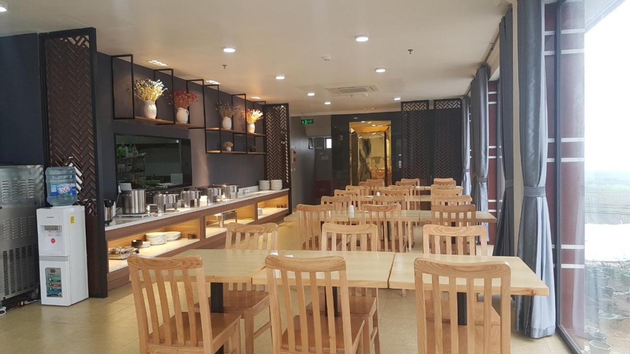 Korinn Pho Yen Hotel Екстериор снимка